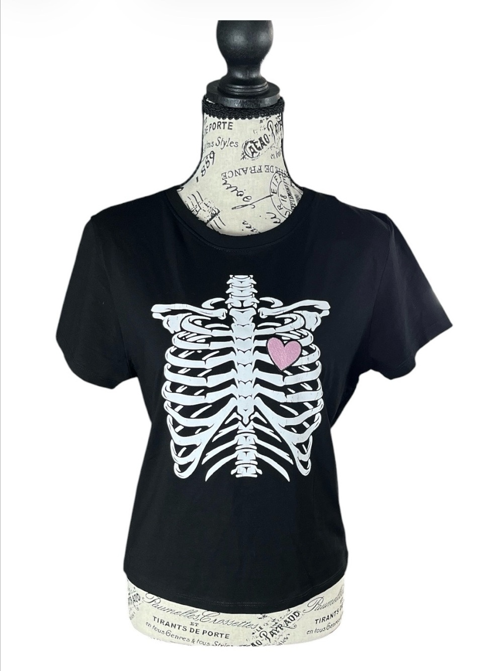 House of Cotton Girls Skeleton Rib Cage Pink Heart Graphic Tee NWT Size XL 14-16